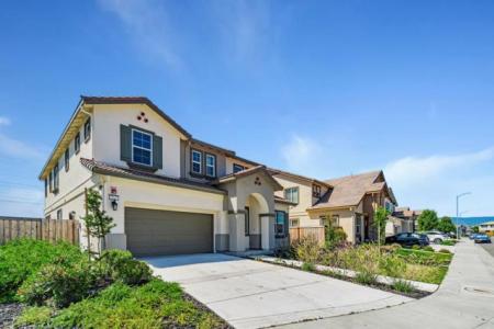 Kingbird Cir, Vacaville, California 95688
