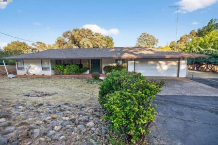 Upper Hillview Dr, Sonora, California 95370