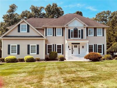 9 Elizabeth Drive, Lincoln, RI 02865, USA