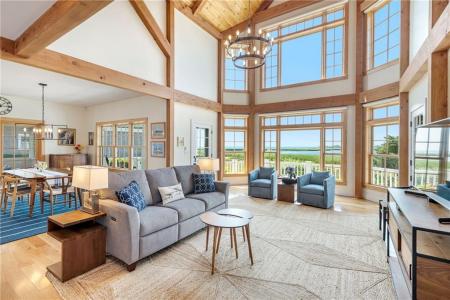 15 Richmond Pond Drive, Westport, Massachusetts 02790, USA