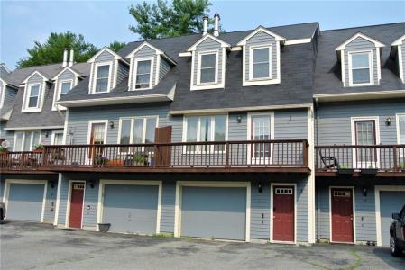34 Sanwood Drive, Burrillville, ロードアイランド 02830, アメリカ合衆国