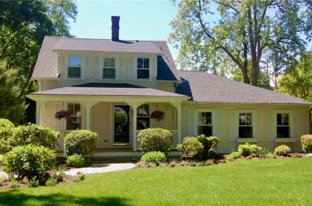 38 Adelaide Avenue, Barrington, RI 02806, USA