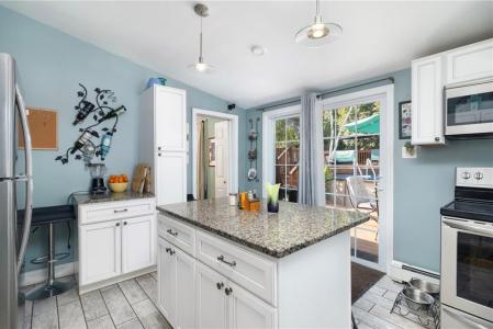 11 Bowen Street, Johnston, Rhode Island 02919