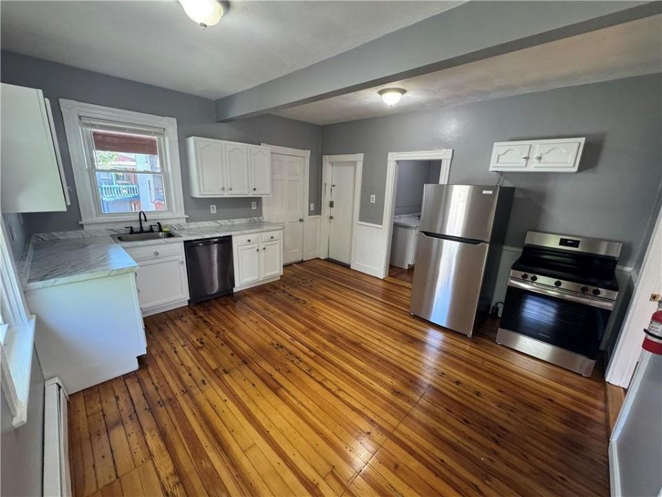 1299 Main Street 2, West Warwick, Rhode Island 02893, Estados Unidos