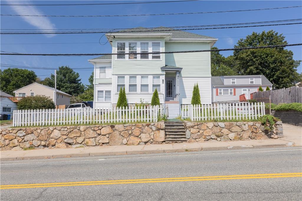 3889 mendon Road, Cumberland, Rhode Island 02864