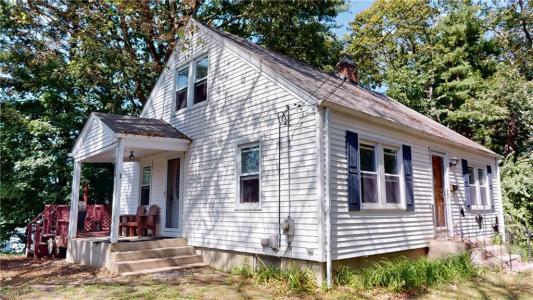 1 Cedar Tree Lane, Coventry, RI 02816, USA