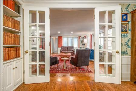 2 Cherry Lane, Bristol, RI 02809, USA
