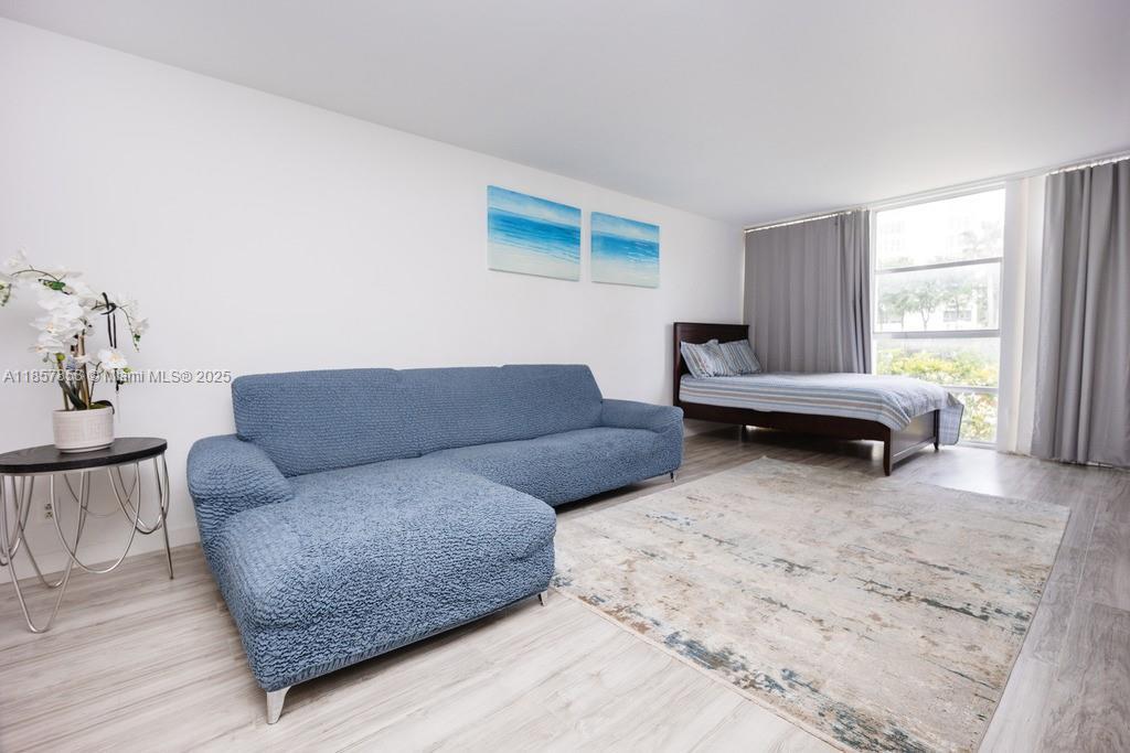 501 Three Islands Blvd 117, Hallandale Beach, Florida 33009, Estados Unidos