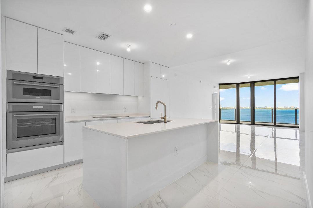 700 NE 24th Street 1703, Miami, Florida 33137
