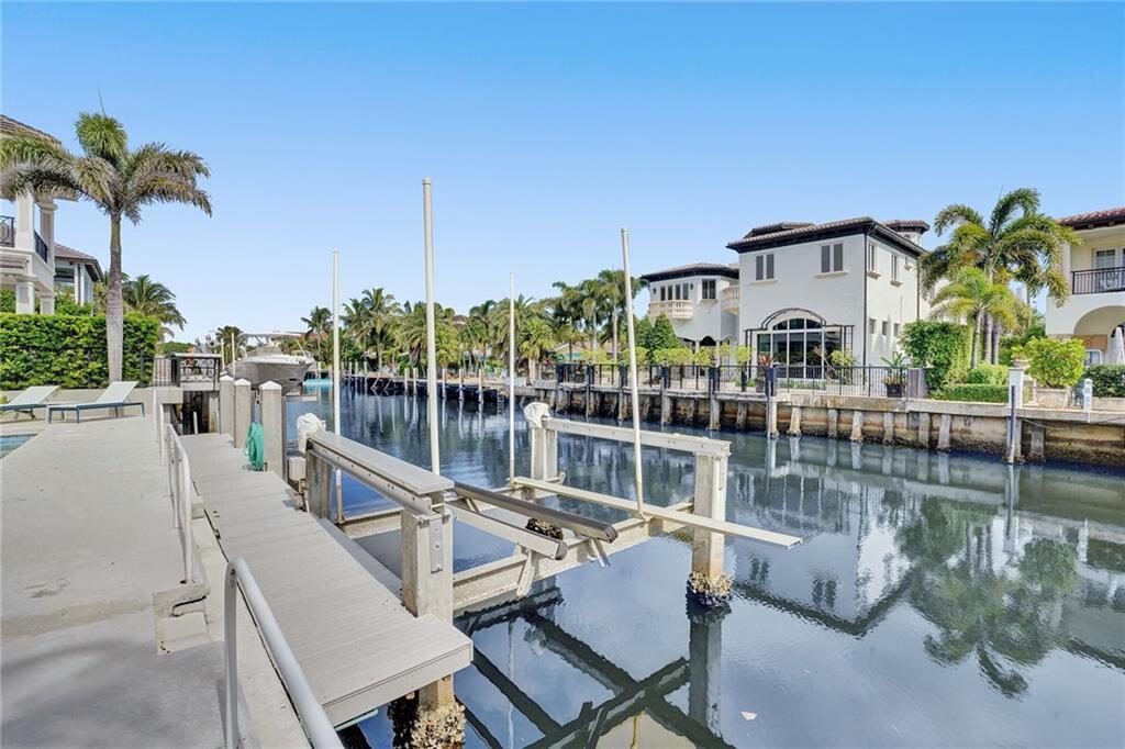 1033 Brooks Lane, Delray Beach, Florida 33483