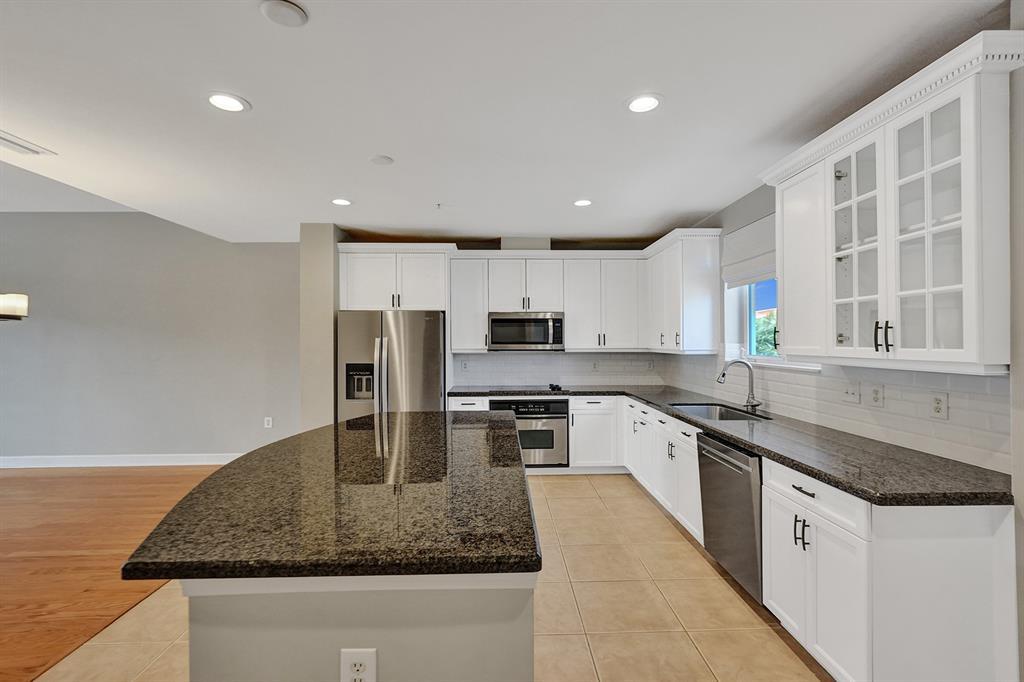 1861 Coral Heights Blvd 502, Oakland Park, Florida 33308