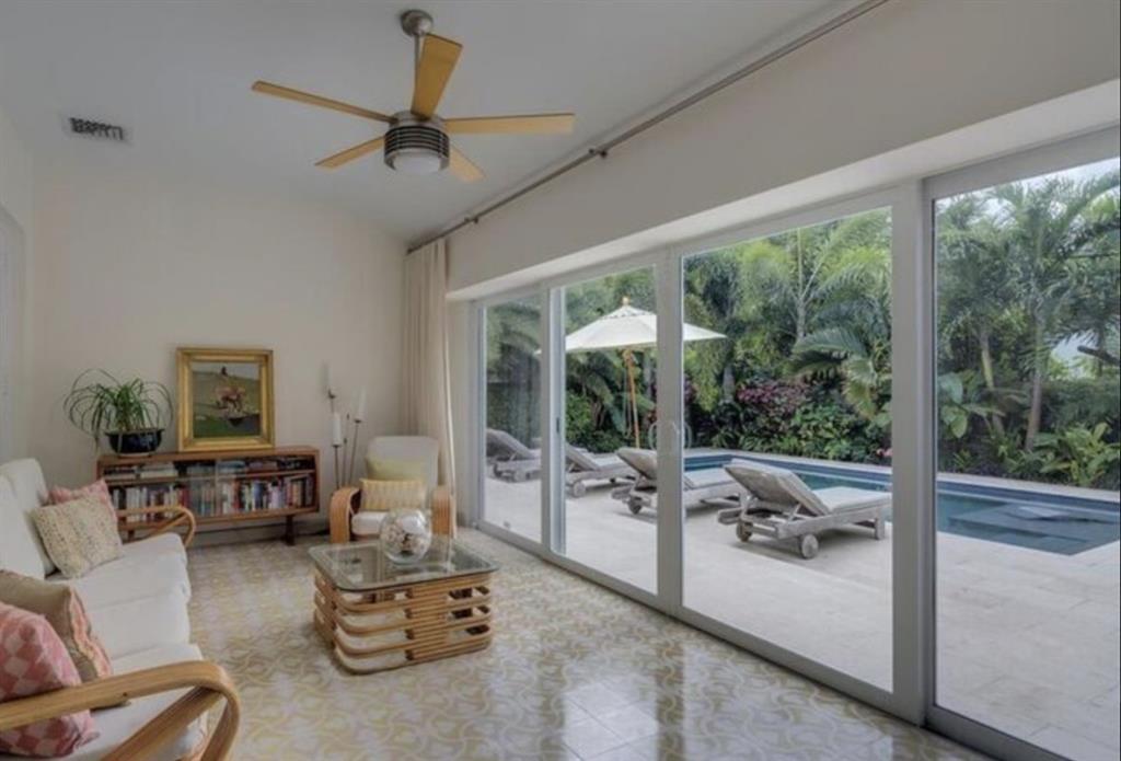440 NE 53rd St, Bayshore Plaza, Miami, Florida 33137, Estados Unidos