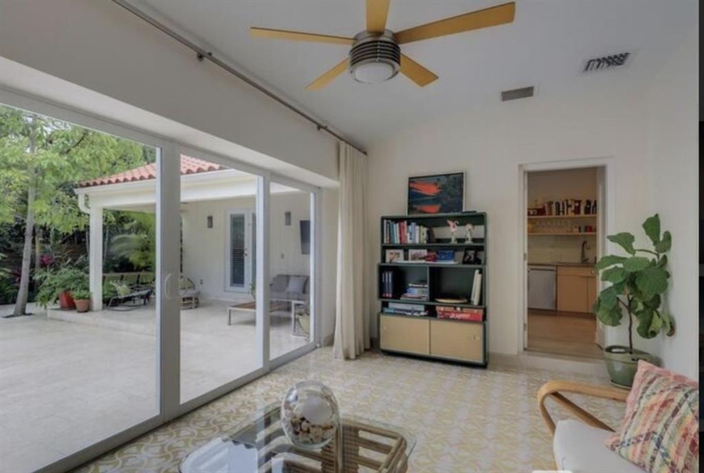 440 NE 53rd St, Bayshore Plaza, Miami, Florida 33137, Estados Unidos