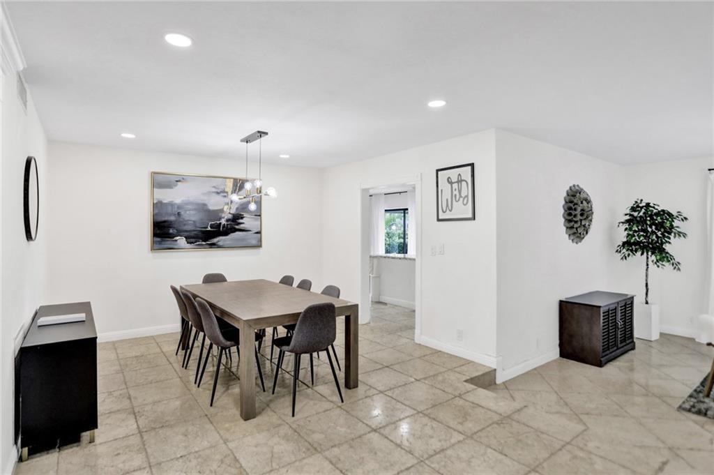 631 Oleander Dr, Hallandale Beach, Florida 33009