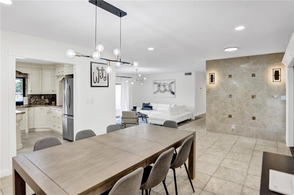 631 Oleander Dr, Hallandale Beach, Florida 33009