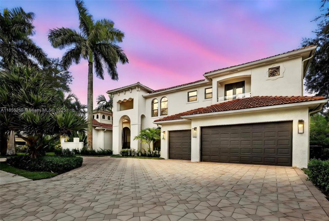 3303 W Stonebrook Cir, Davie, Florida 33330