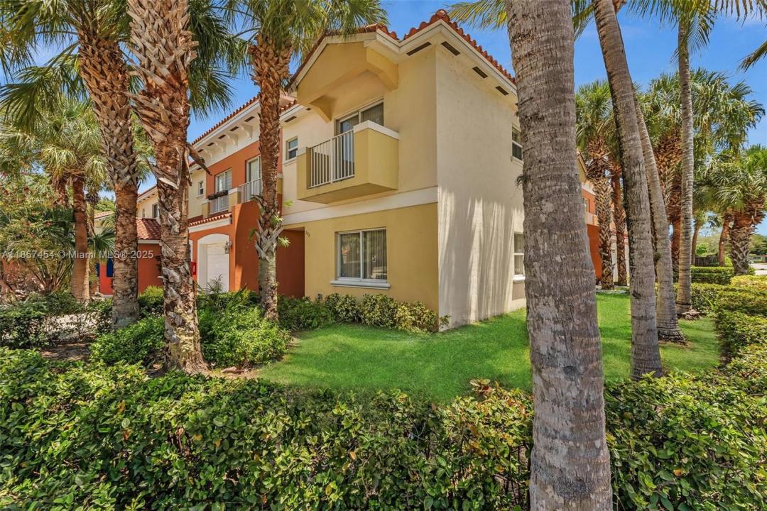 202 NW 14th Ave, Fort Lauderdale, פלורידה 33311, ארצות הברית של אמריקה