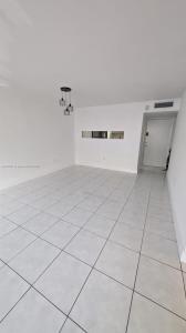 10400 SW 108th Ave A102, Miami, Florida 33176, USA