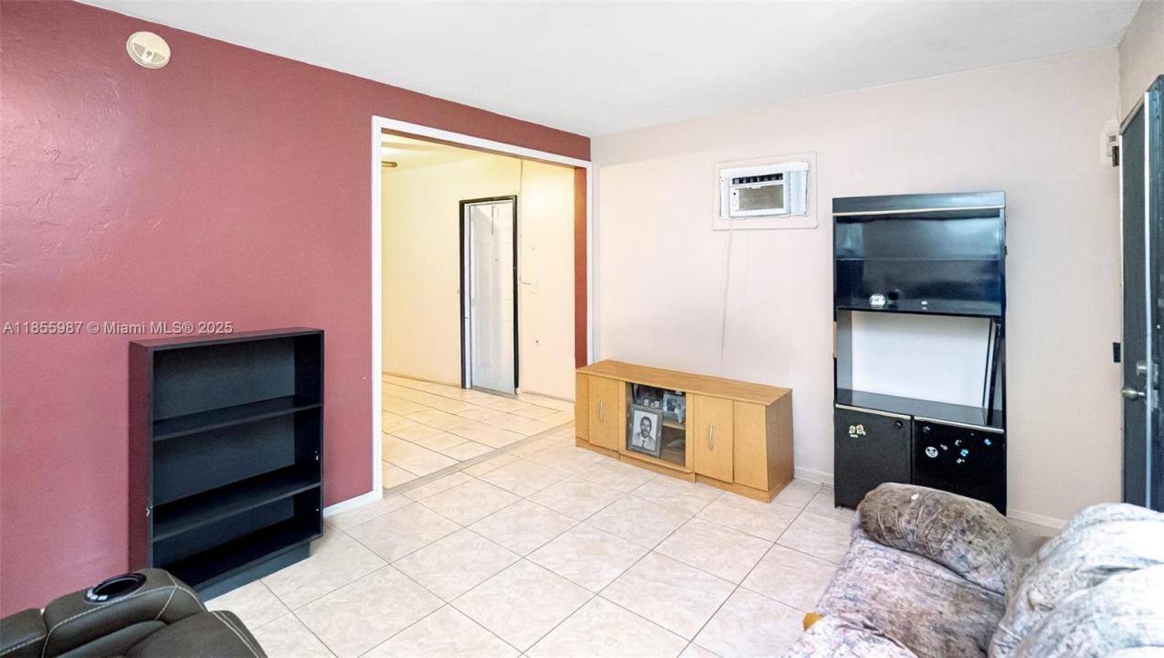 1170 NE 137th St, North Miami, 佛羅里達州 33161, 美國