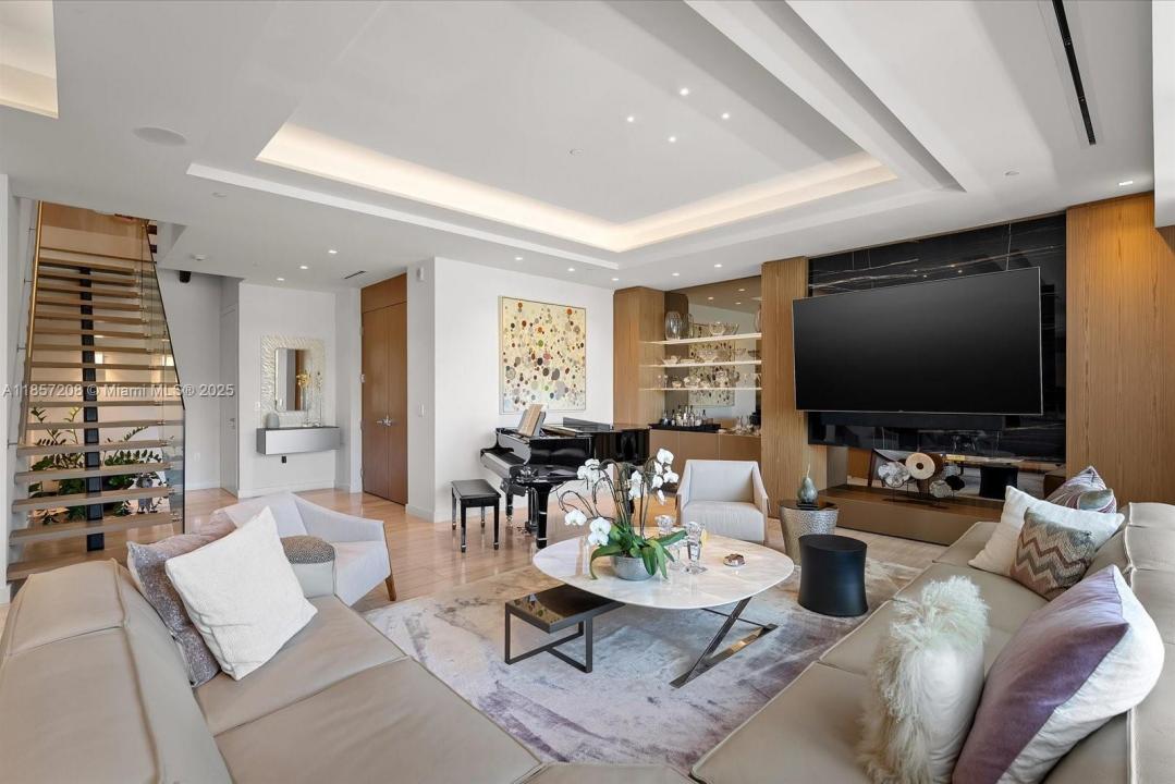 4701 N Meridian Ave 126, Miami Beach, פלורידה 33140, ארצות הברית של אמריקה 