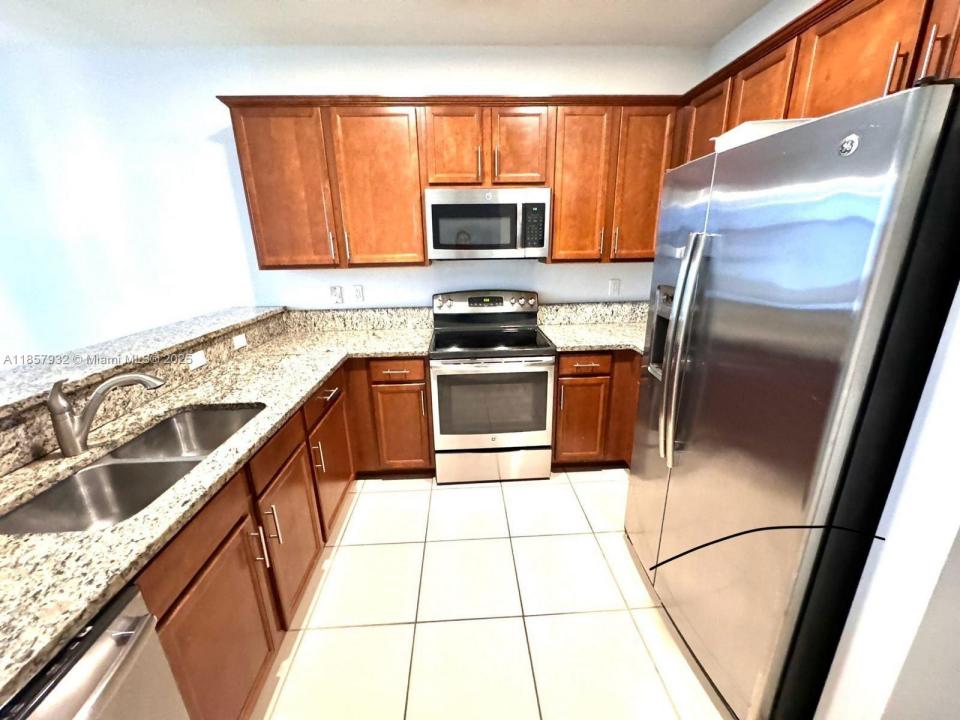 10630 NW 88th St 221, Doral, Florida 33178