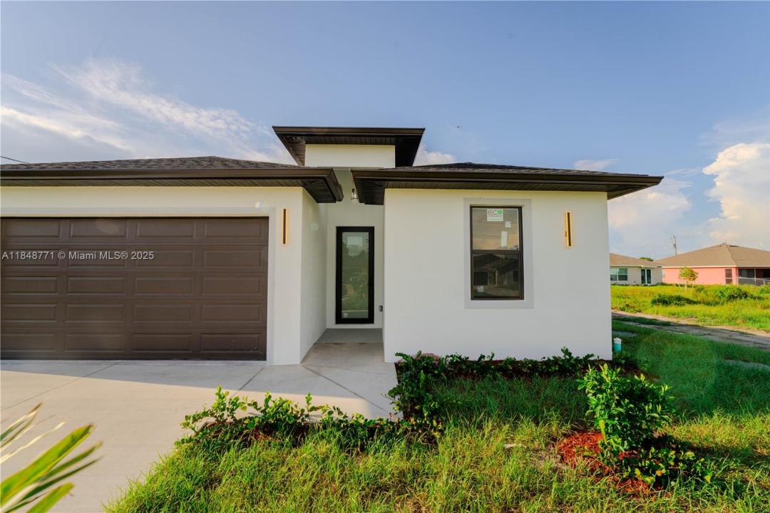 433 Rayford St, Lehigh Acres, Florida 33974