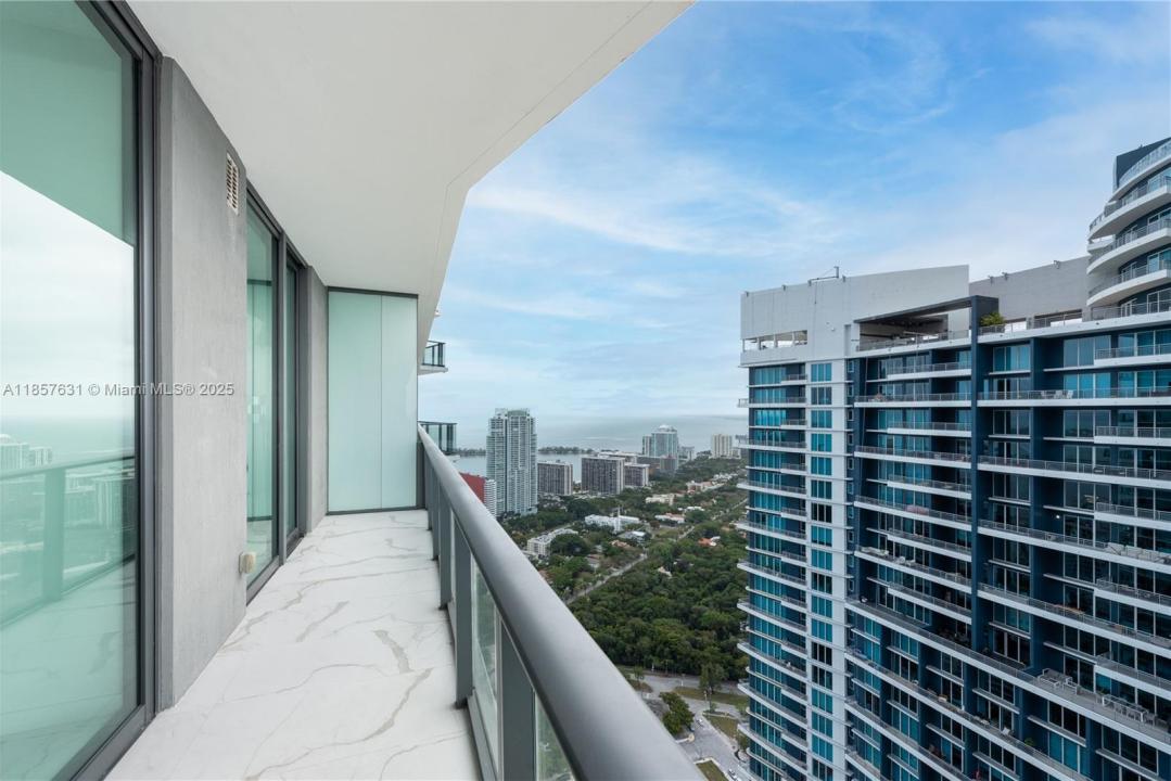 1300 S Miami Ave PH4909, Miami, Флорида 33130, Соединенные Штаты