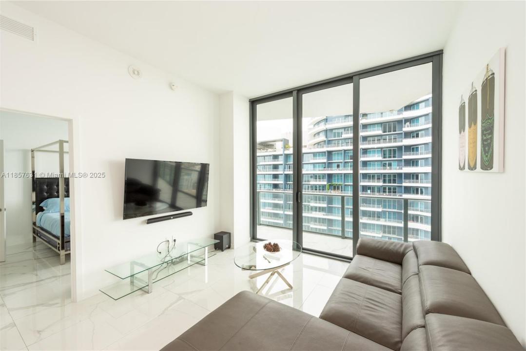 1300 S Miami Ave PH4909, Miami, Флорида 33130, Соединенные Штаты