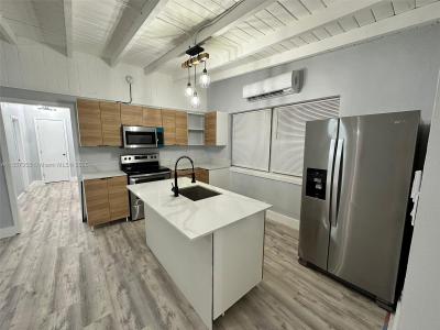 5 Blue Runner St, Key Largo, Florida 33037, USA
