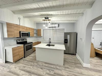 5 Blue Runner St, Key Largo, Florida 33037, USA