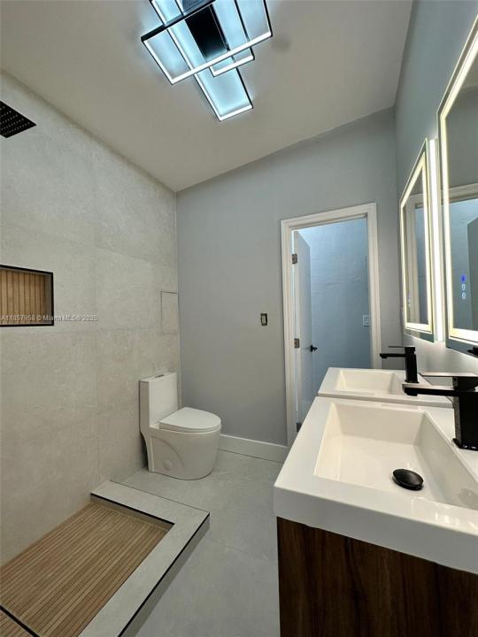 5 Blue Runner St, Key Largo, Florida 33037