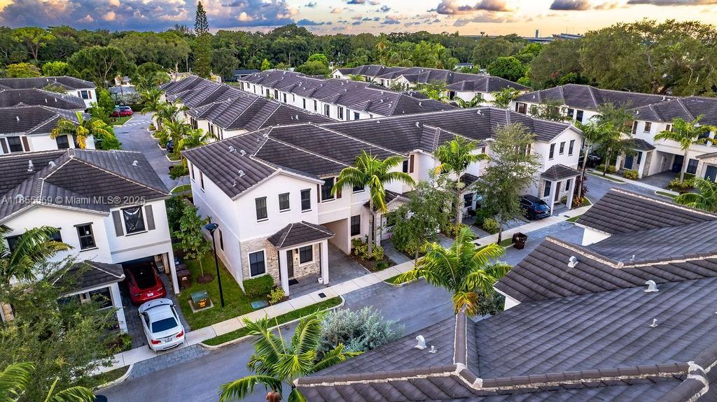 1630 SW 28th St, Fort Lauderdale, 佛罗里达州 33315, 美国