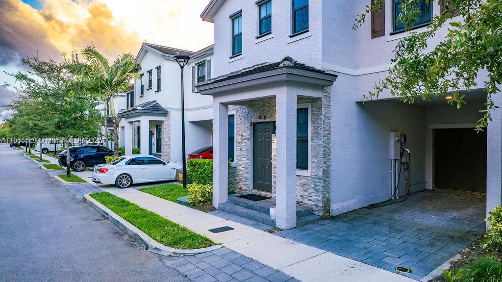 1630 SW 28th St, Fort Lauderdale, 佛罗里达州 33315, 美国