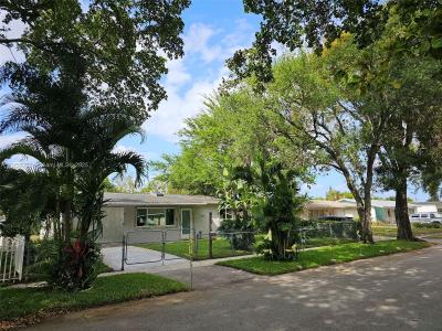 6521 Moseley St, Hollywood, Florida 33024, USA