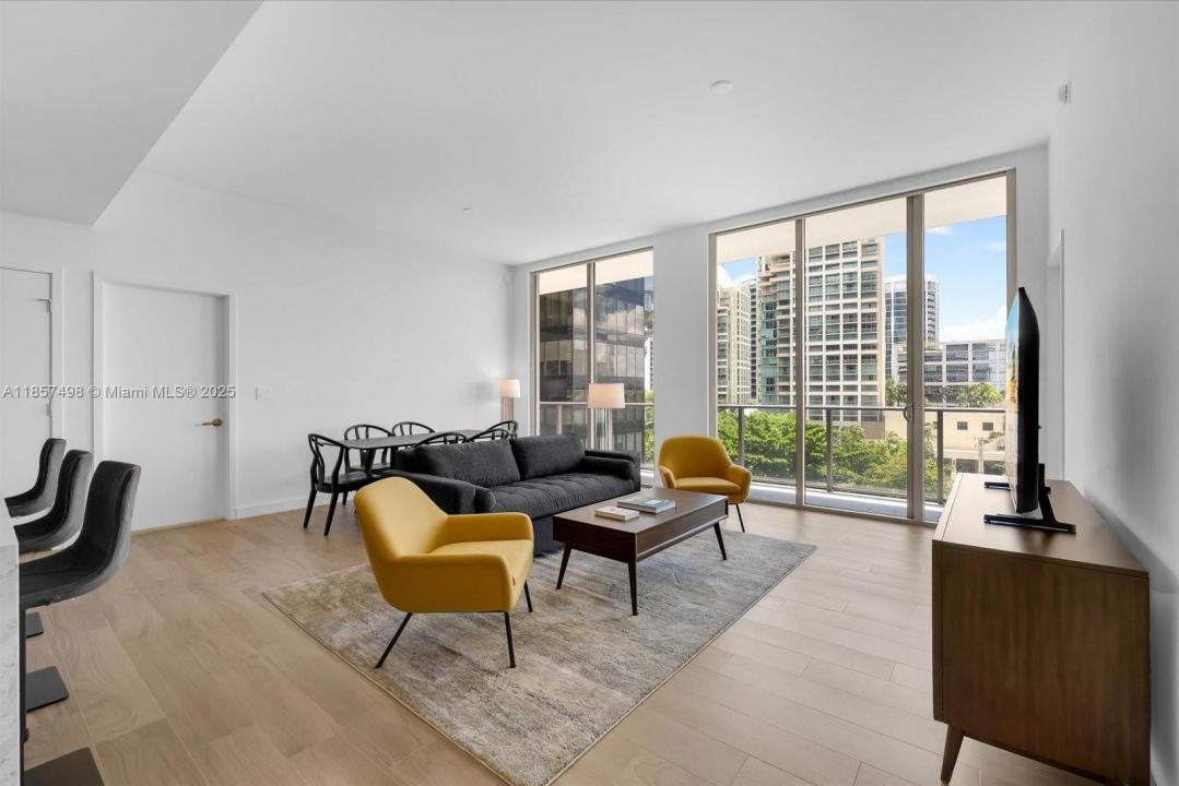 2678 Tigertail Ave 513, Miami, Florida 33133
