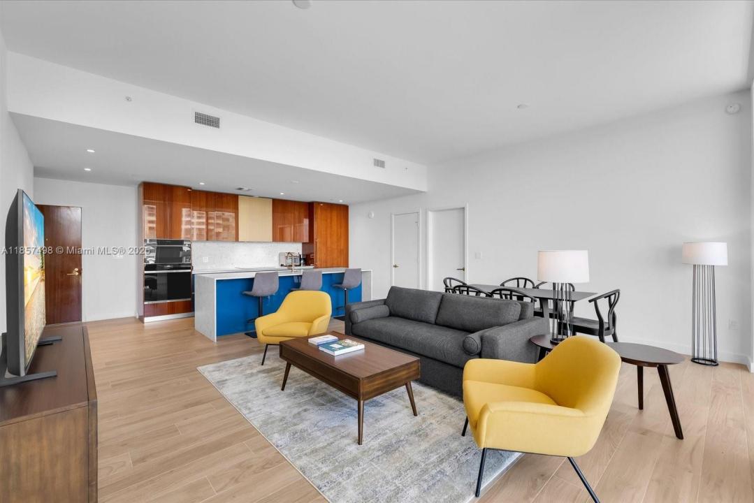 2678 Tigertail Ave 513, Miami, Florida 33133