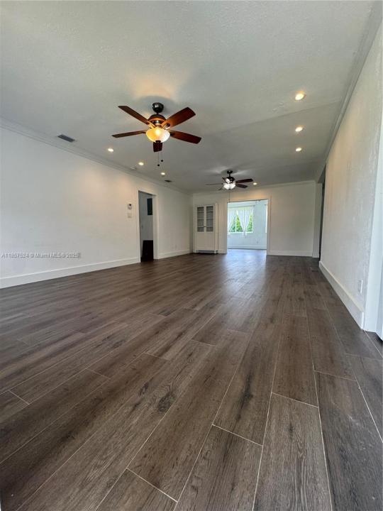 6590 SW 21st St 6590, West Miami, Florida 33155, Stati Uniti