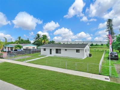 4521 NW 207th Dr, Miami Gardens, Florida 33055, USA