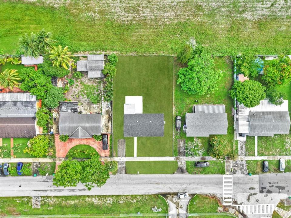 4521 NW 207th Dr, Miami Gardens, Flórida 33055, Estados Unidos