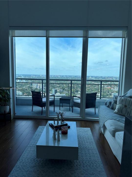 60 SW 13th St 3207, Miami, Floride 33130, États-Unis