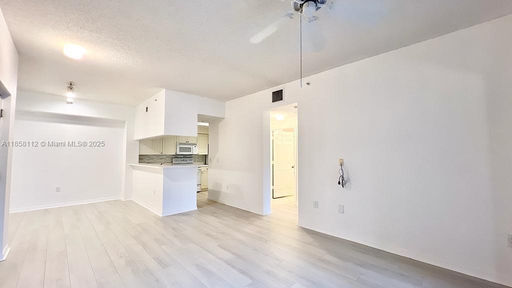 3021 Alcazar Pl 308, Palm Beach Gardens, Флорида 33410, Соединенные Штаты