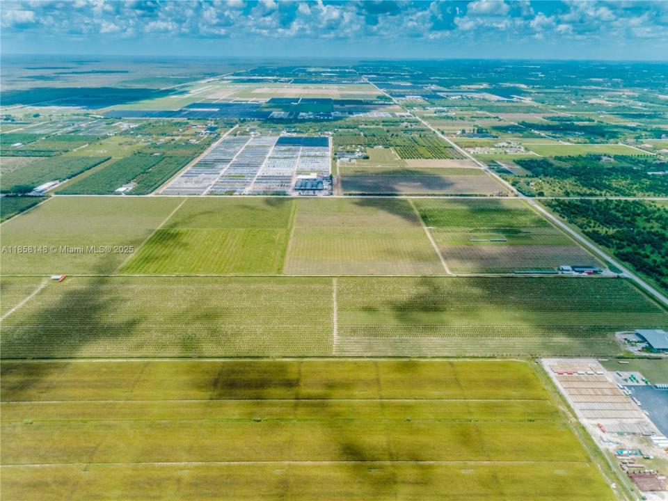32600 SW 217 AV, Homestead, Florida 33030