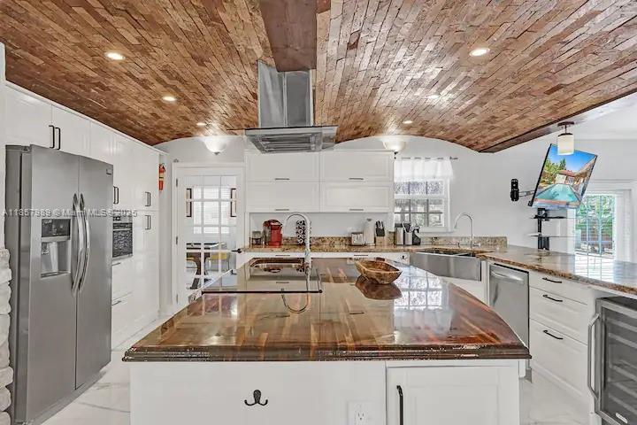 247 SW 5th St, Dania Beach, Florida 33004