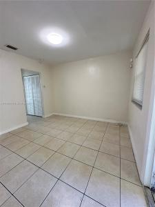 609 NW 7th Ave 2, Hallandale Beach, Florida 33009, USA