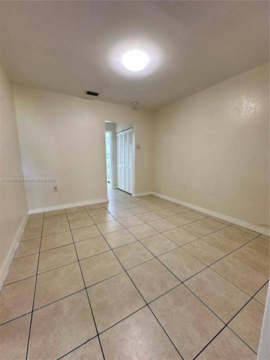 609 NW 7th Ave 2, Hallandale Beach, Florida 33009