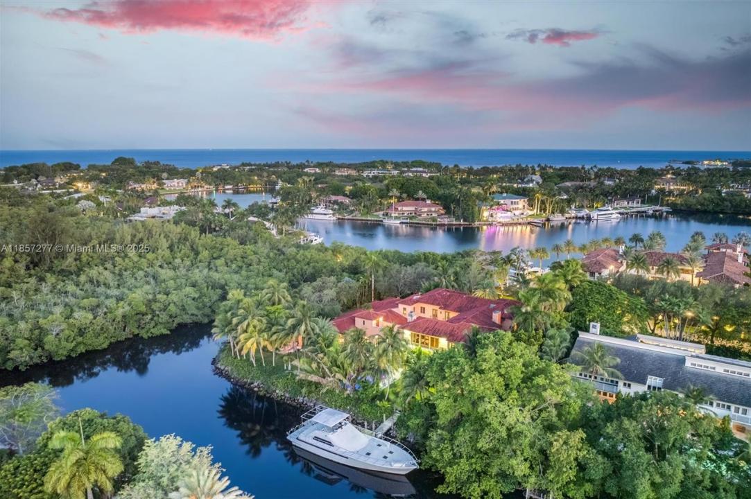 221 Casuarina Concourse, Coral Gables, 佛羅里達州 33143, 美國
