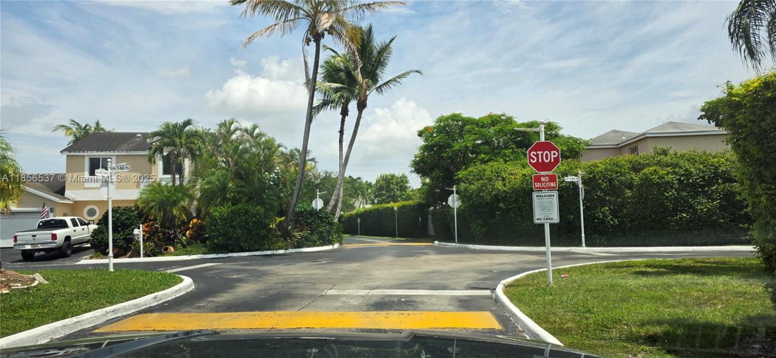 14465 SW 93 Terr, Kendall, Florida 33186, HOA KỲ