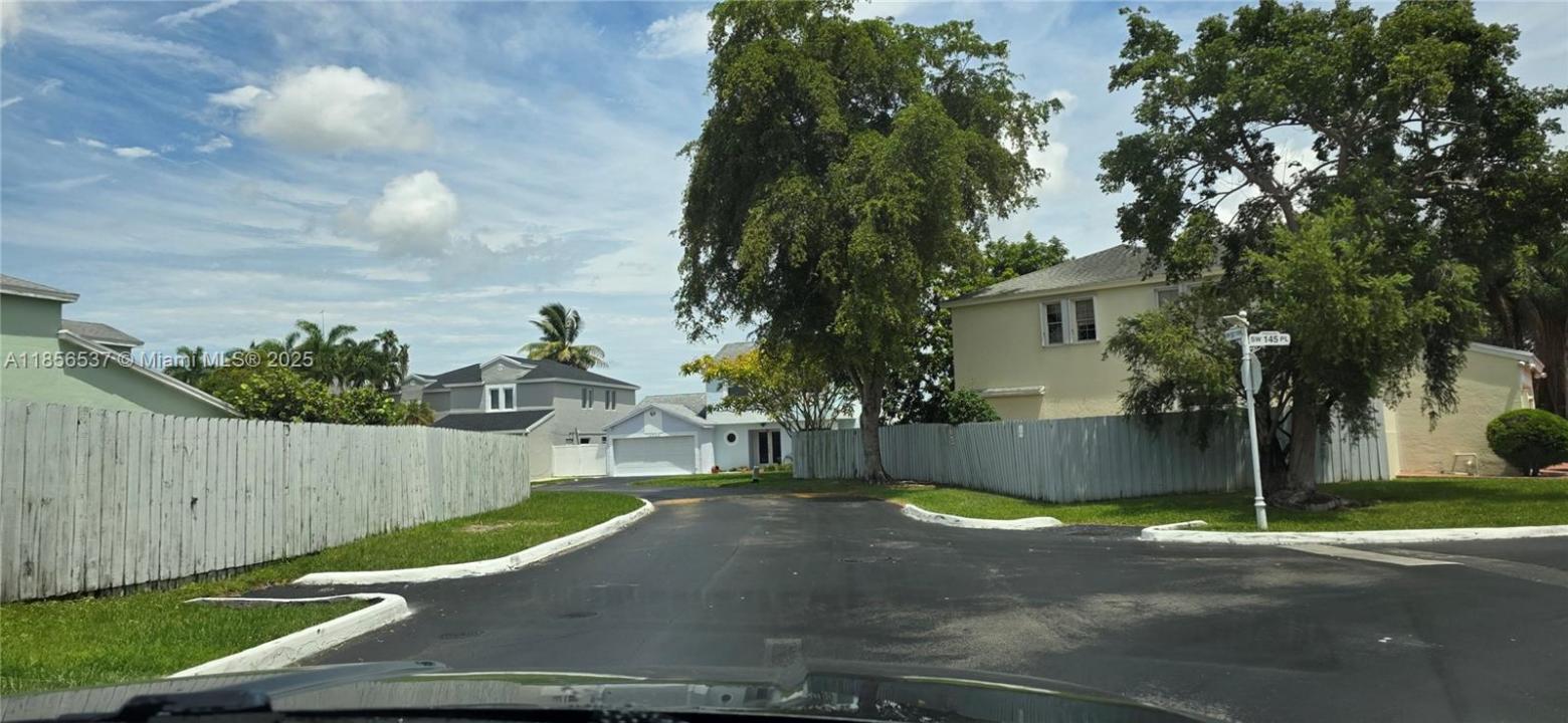 14465 SW 93 Terr, Kendall, Florida 33186, HOA KỲ