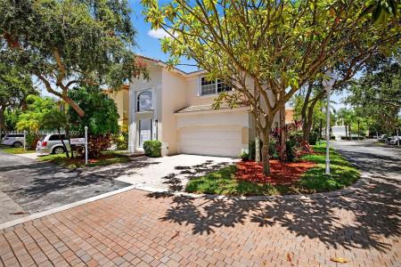 1241 Johnson Ct, Hollywood, Florida 33019, USA