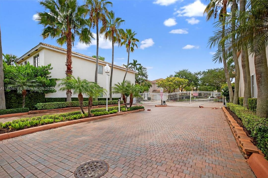 1241 Johnson Ct, Hollywood, Florida 33019